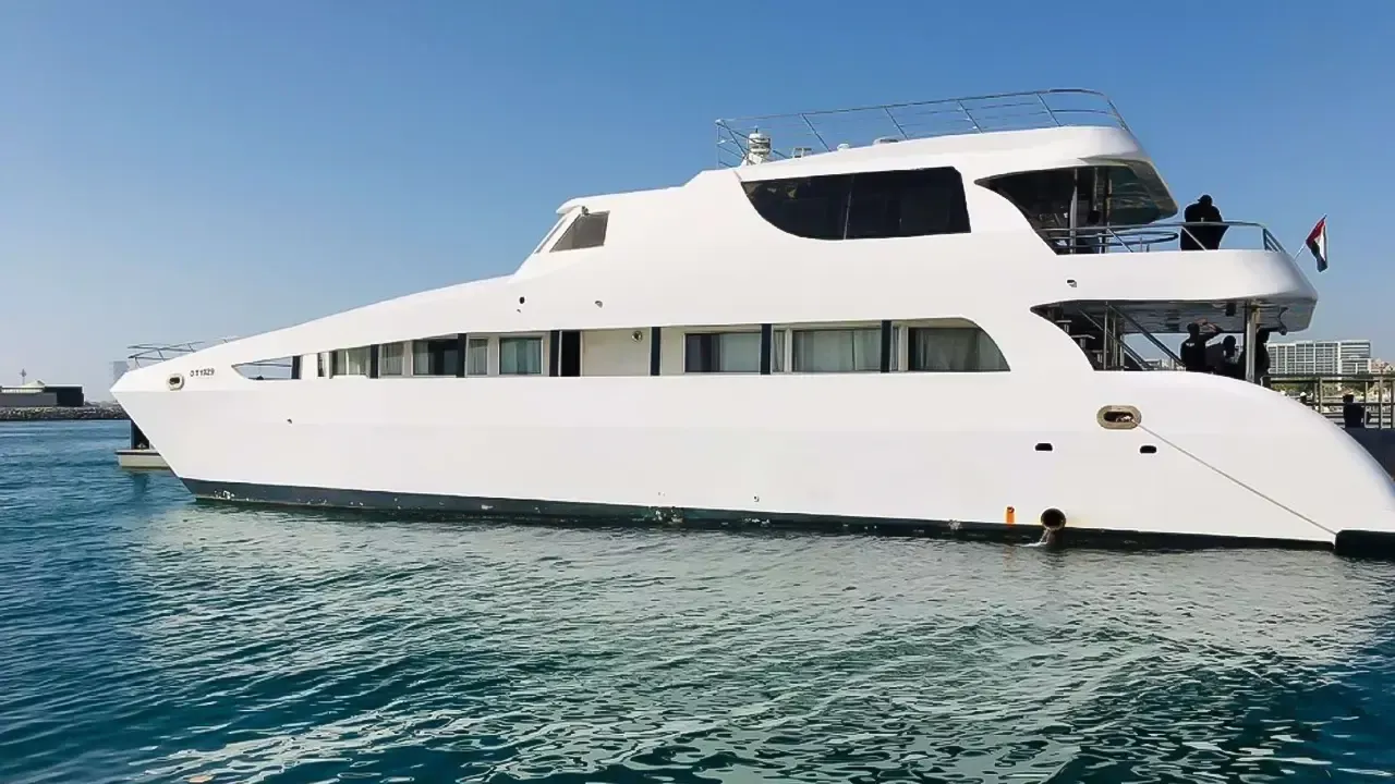 100 ft Dream Luxury Yacht