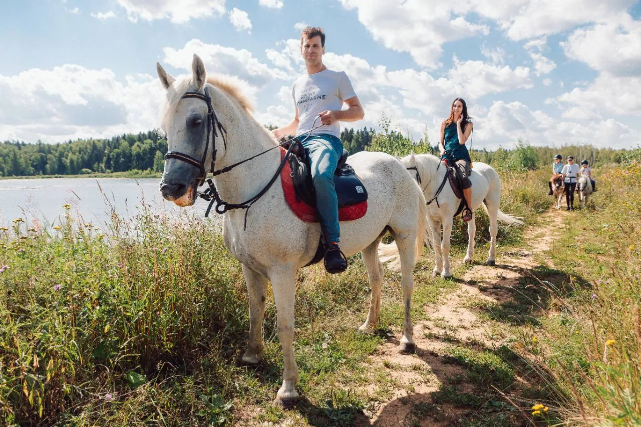 Horseback tour in Moscow