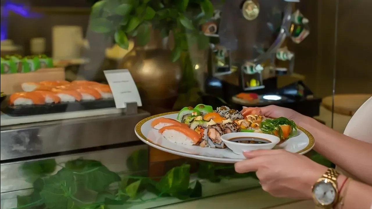 Elegant seafood night dining experience at Palazzo Versace Dubai